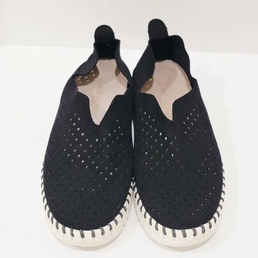Ilse Jacobsen Tulip Slip On Shoes Womens Sz 36 US 6 Black White Perforated Flats